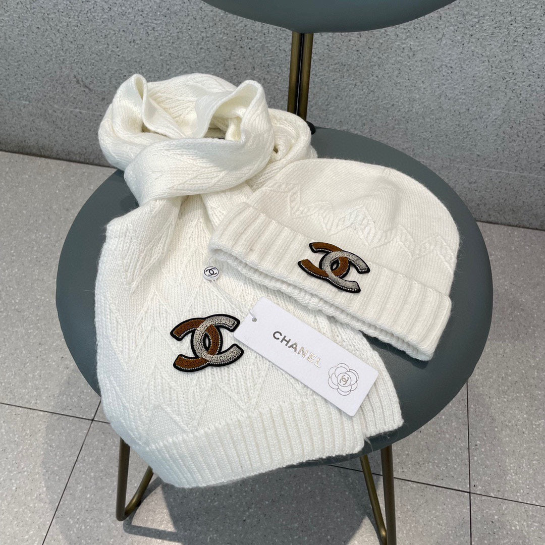 CONJUNTO GORRO Y BUFANDA EN LANA BLANCA 420824 