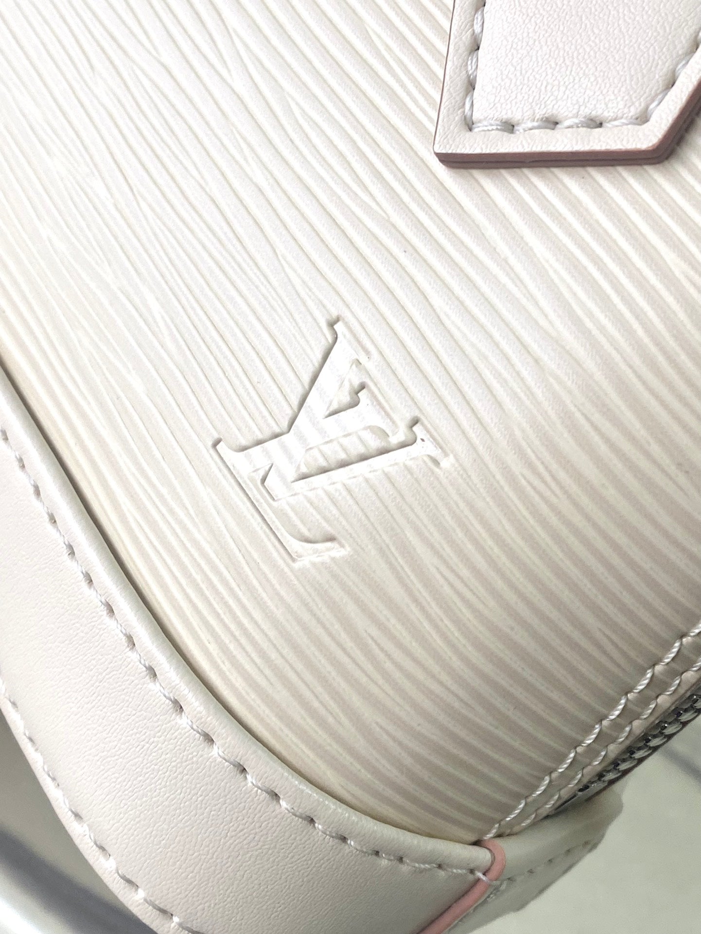 crème cuir épi alma nano 18