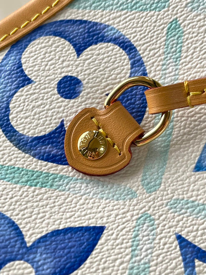 NEVERFULL MM 31 EN TOILE À CARREAUX MONOGRAMME BLEU LAGON