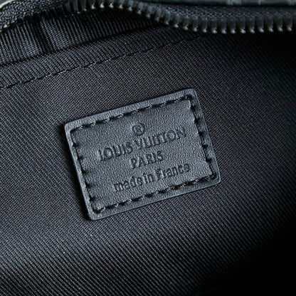 BOLSO HAMAC 28 EN LONA NEGRA MONOGRAMA ECLIPSE