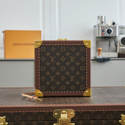 COFFRET JOAILLERIE 24 EN LONA MONOGRAMA MARRÓN OSCURO CON HERRAJES DORADOS