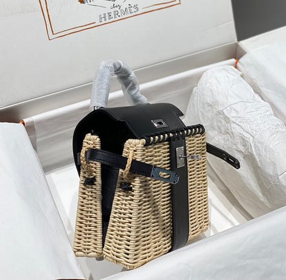 HM KELLY 20 PICNIC BLACK BAMBOO AND RATTAN