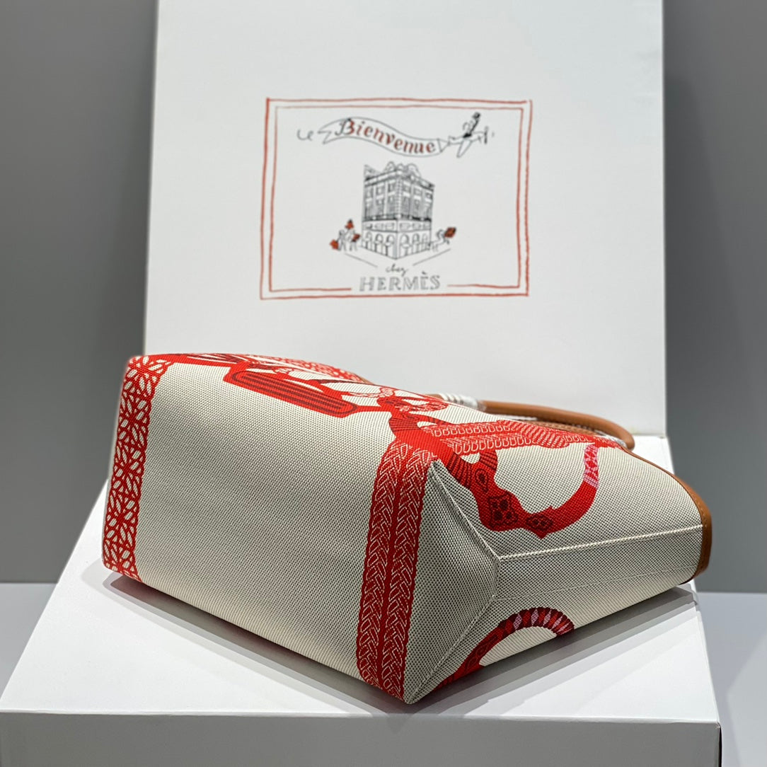 Bolso HM Steeple 28 de piel de becerro marrón, lona blanca y roja