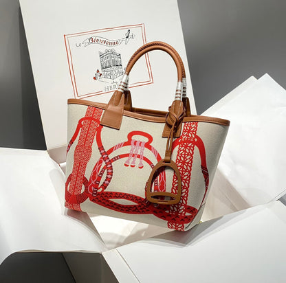 Bolso HM Steeple 28 de piel de becerro marrón, lona blanca y roja