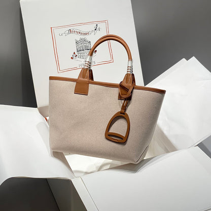 Bolso HM Steeple 28 de piel de becerro marrón y lona blanca