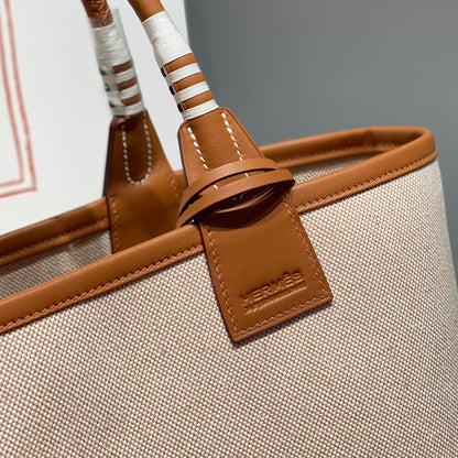 Bolso HM Steeple 28 de piel de becerro marrón y lona blanca