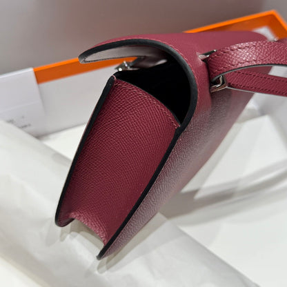 HM Constance Elan 24 Sangria Red Epsom Herrajes plateados 237349