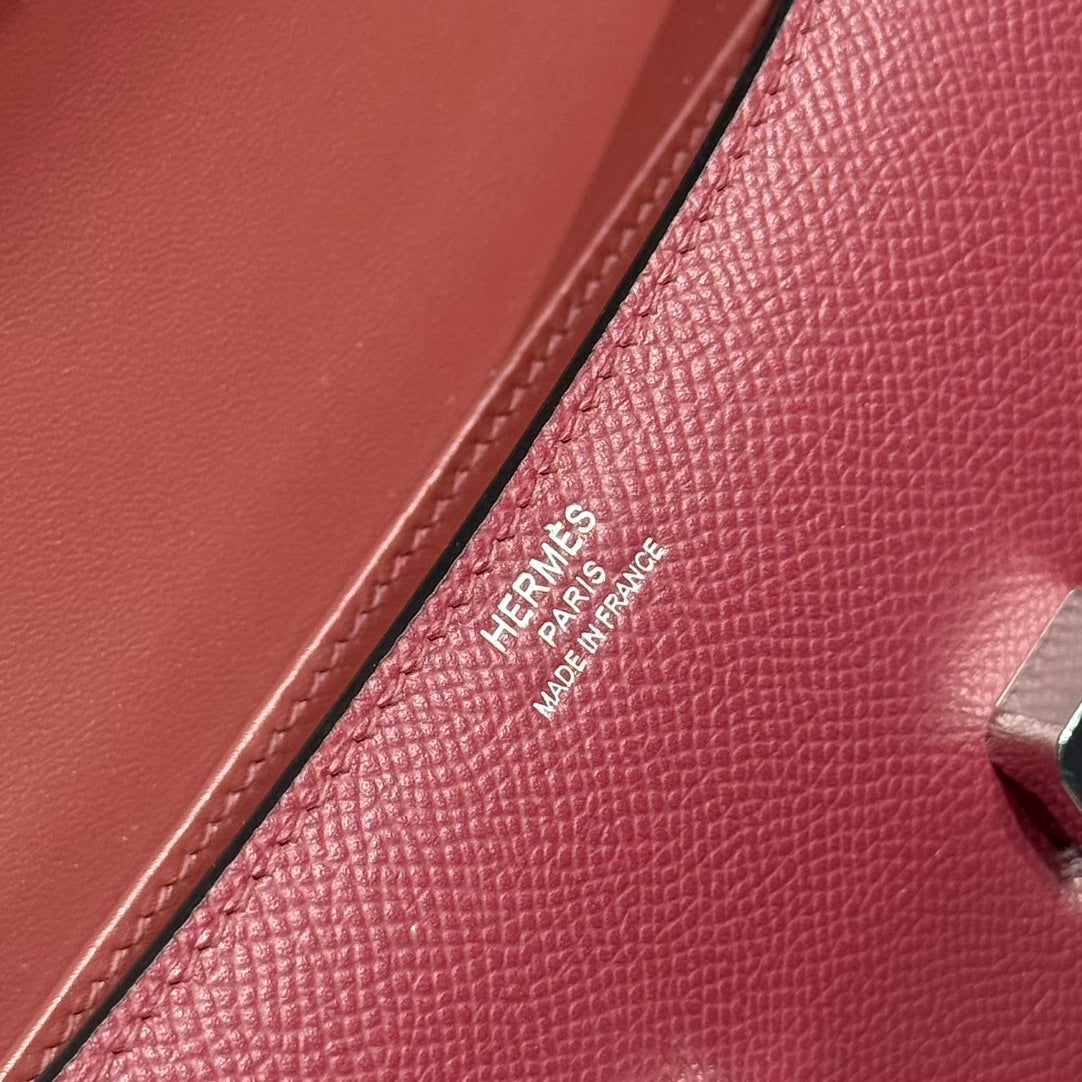 HM Constance Elan 24 Sangria Red Epsom Herrajes plateados 237349
