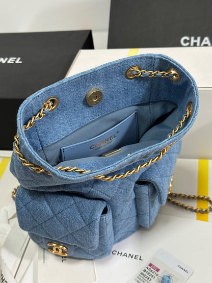 Mochila CC 25C de 24,3 cm, denim lavado azul denim, herrajes dorados 243645