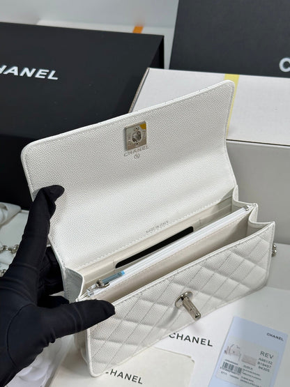 CC 25P Wallet Woc Handle 17cm White Leather Silver Hardware 243442