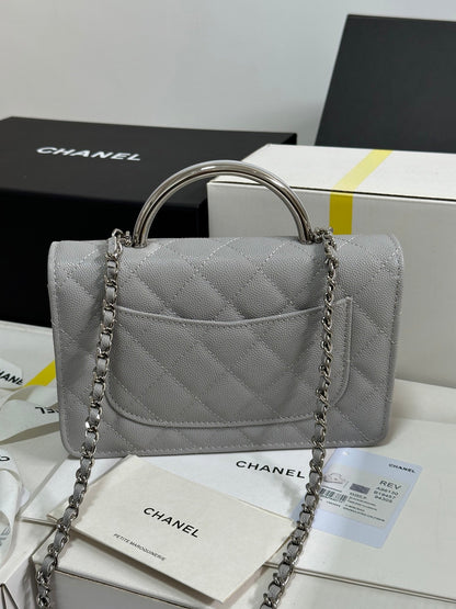 Cartera CC 25P con asa Woc de 19 cm, piel gris claro, herrajes plateados 243454