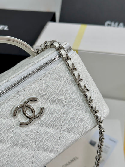 Neceser CC 25P de 17 cm, piel blanca, herrajes plateados 243460