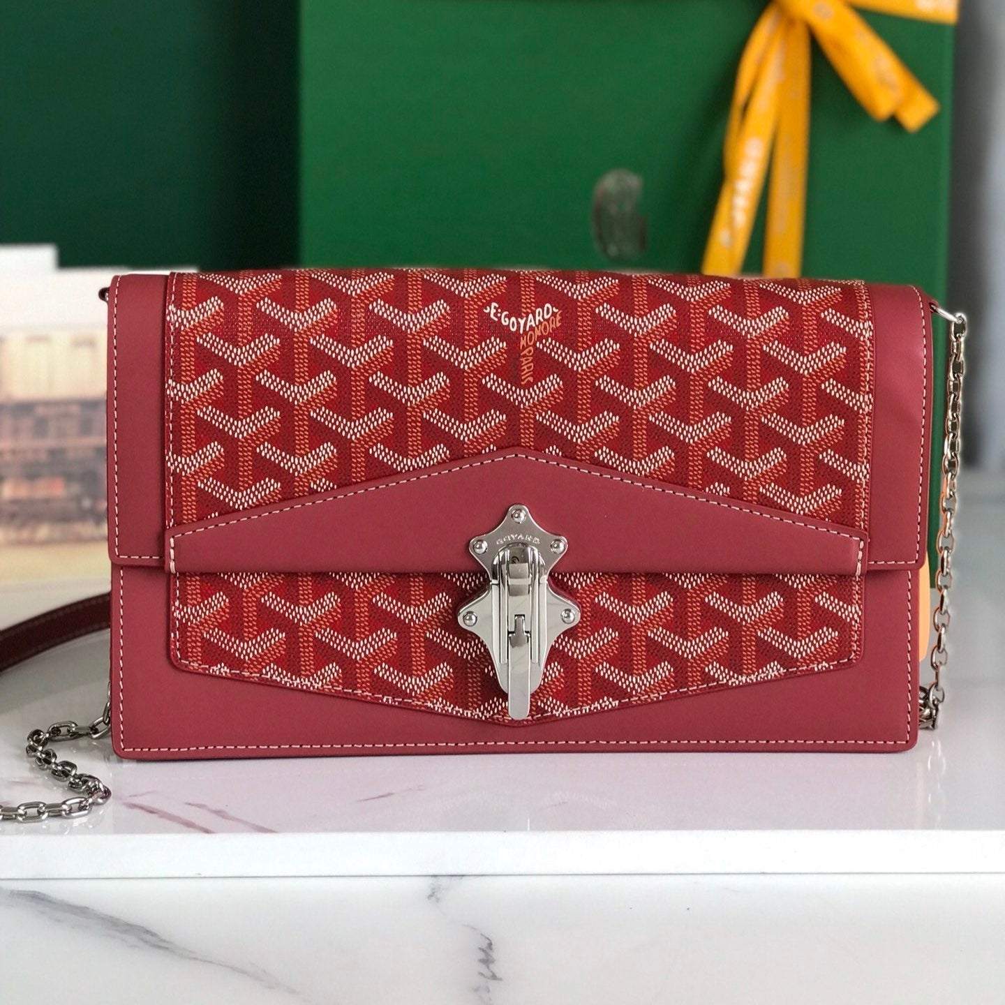 BOLSO DUCHESSE MARIE-CAROLINE 25 EN LONA GOYARDINE ROJA Y PIEL DE BECERRO LISA