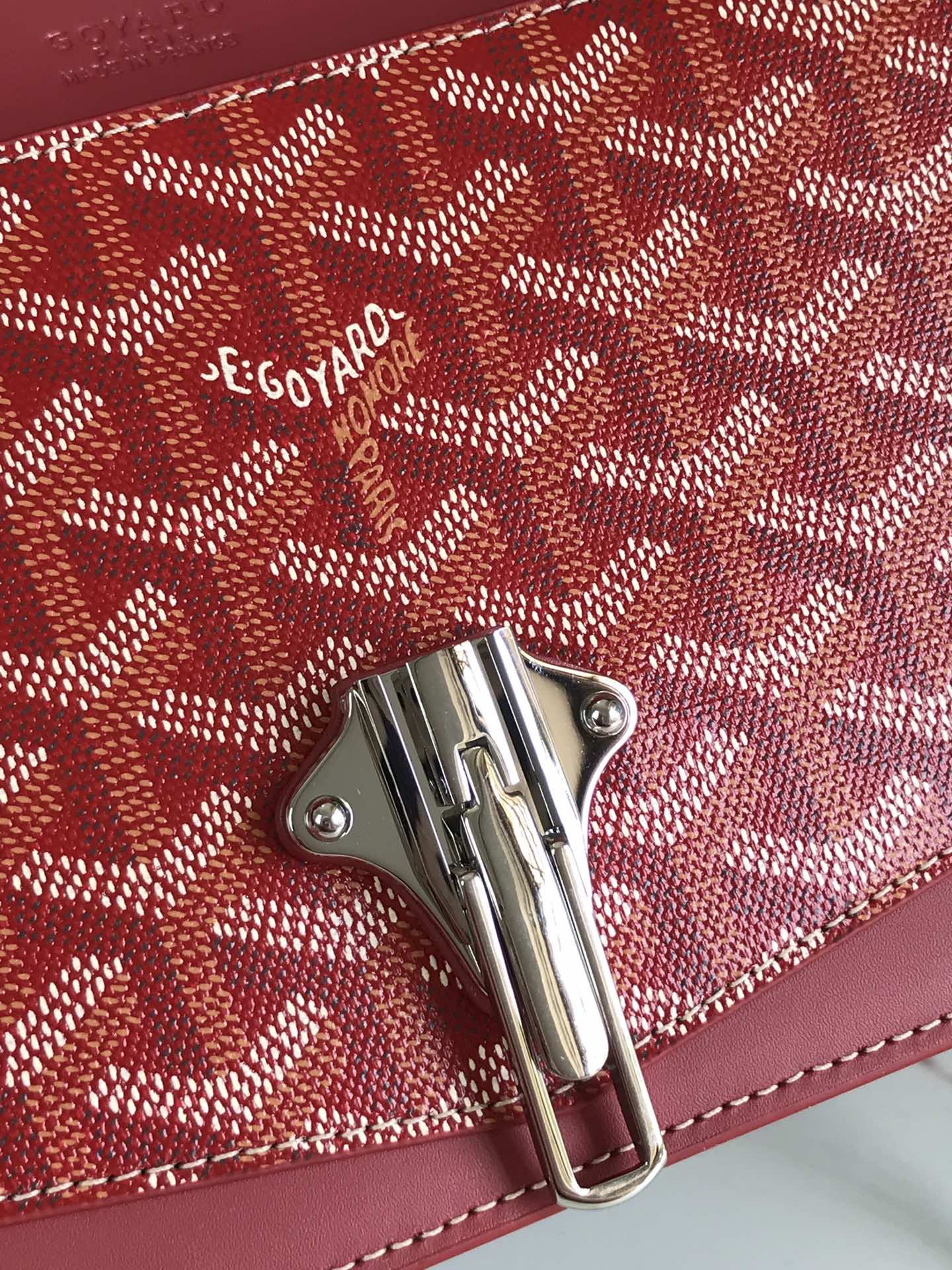 BOLSO DUCHESSE MARIE-CAROLINE 25 EN LONA GOYARDINE ROJA Y PIEL DE BECERRO LISA