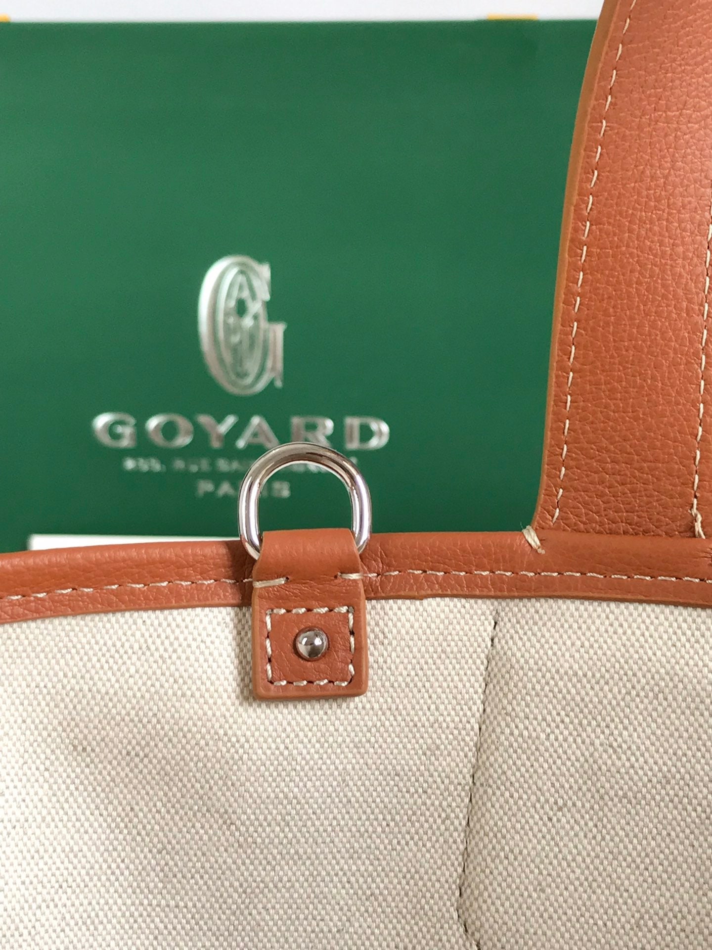 PETIT BELHARRA 24 EN TOILE GOYARDINE NOIRE ET AGNEAU TAN