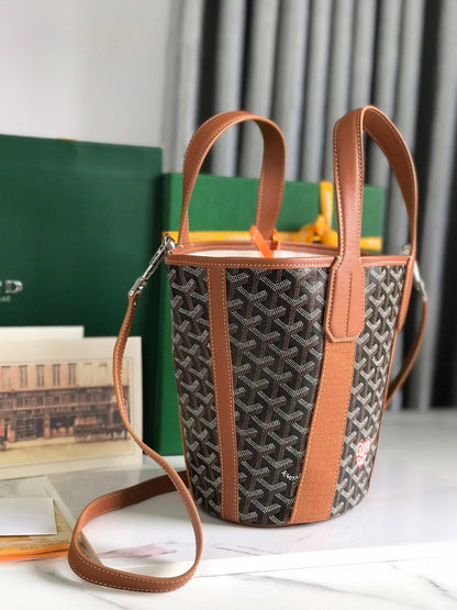 PETIT BELHARRA 24 EN TOILE GOYARDINE NOIRE ET AGNEAU TAN