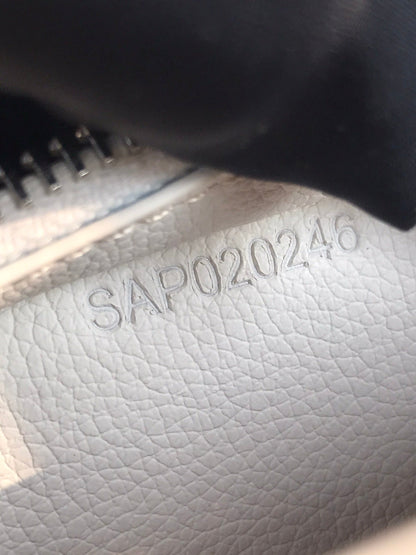 BOLSO HIRONDELLE 25 DE PIEL DE CORDERO BLANCO Y LONA GOYARDINA