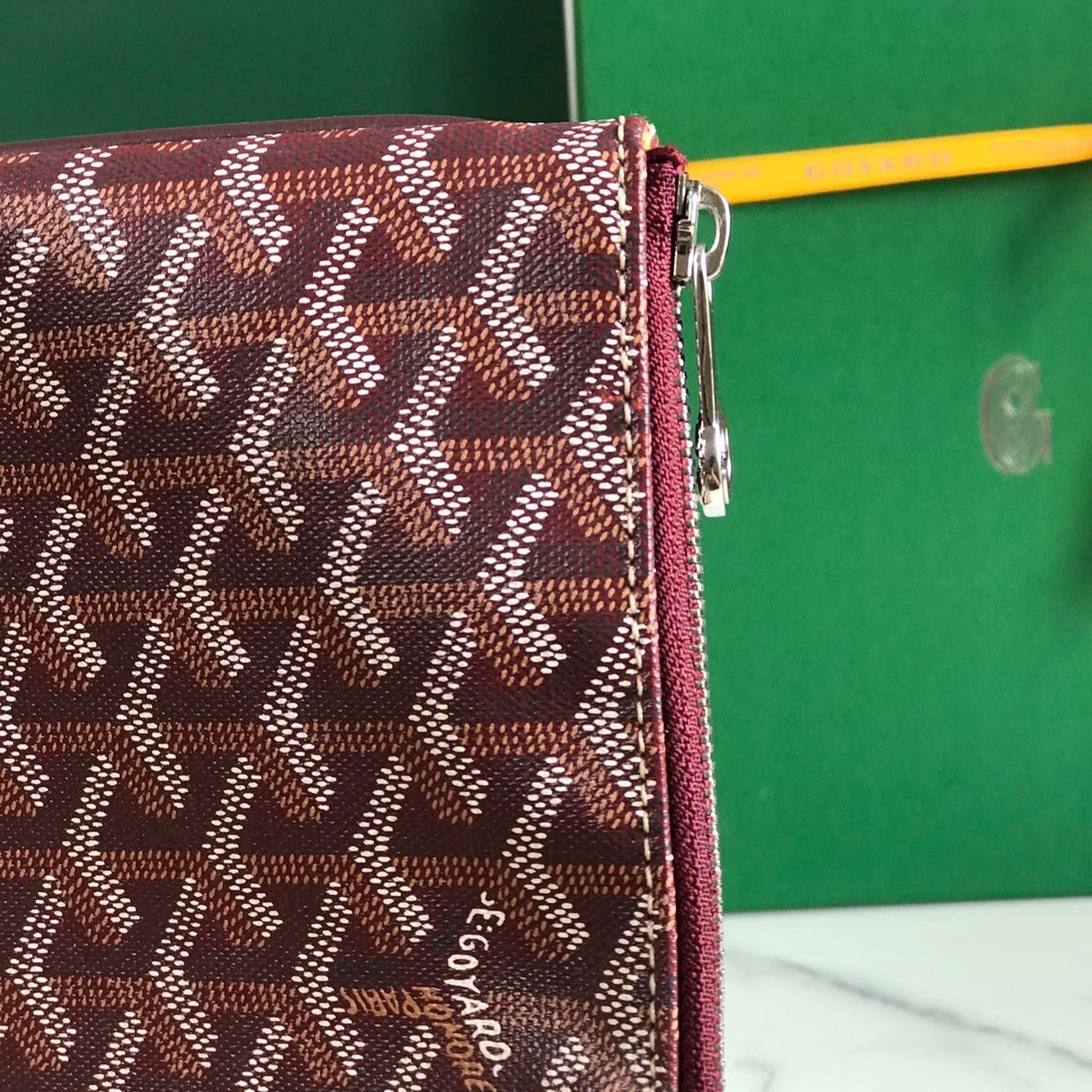 S¨¦NAT MGM POUCH 40 IN BURGUNDY RED GOYARDINE CANVAS
