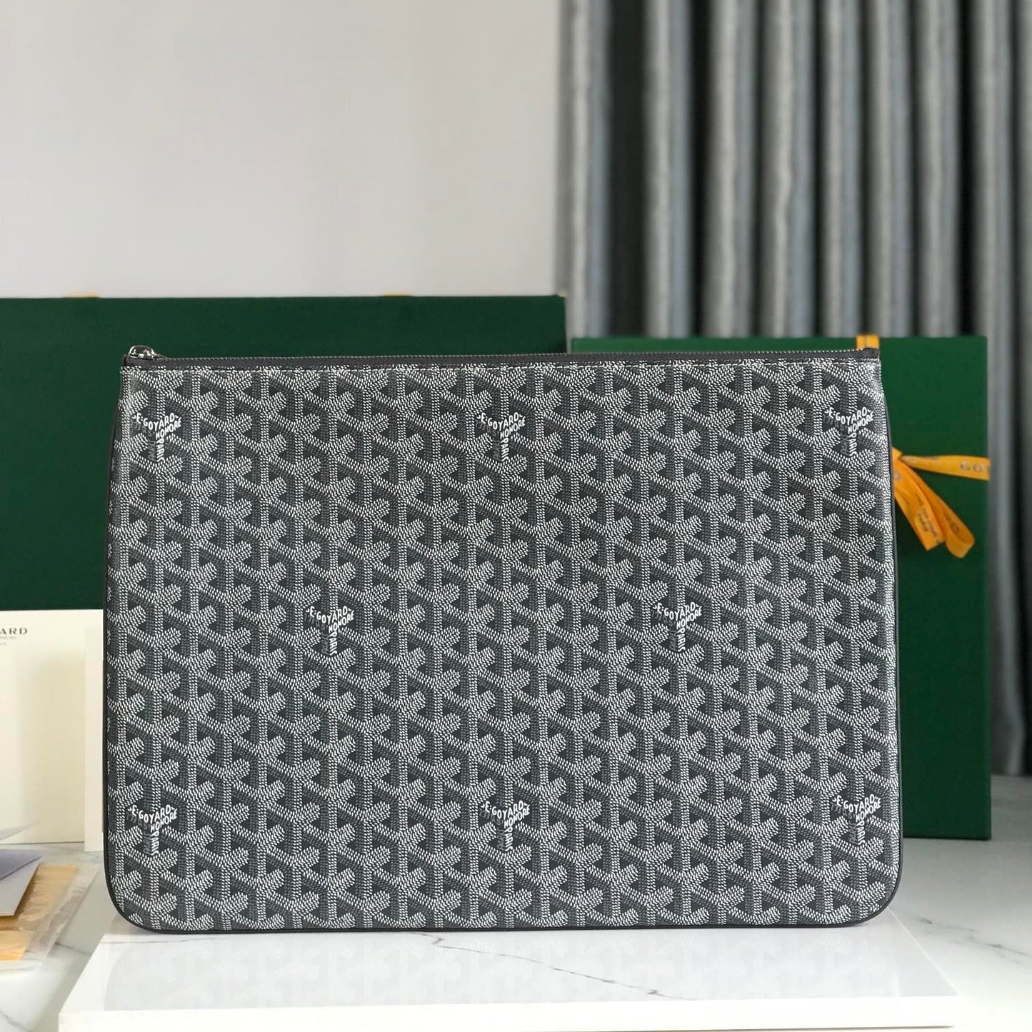 S¨¦NAT MGM POUCH 40 EN TOILE GOYARDINE GRISE