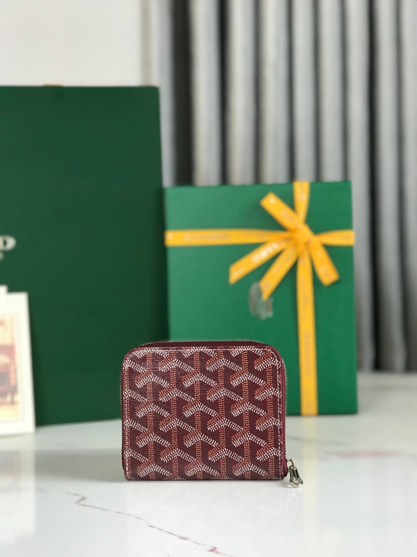 CARTERA MINI MATIGNON 11 DE LONA GOYARDINA ROJA VINO Y PIEL DE BECERRO