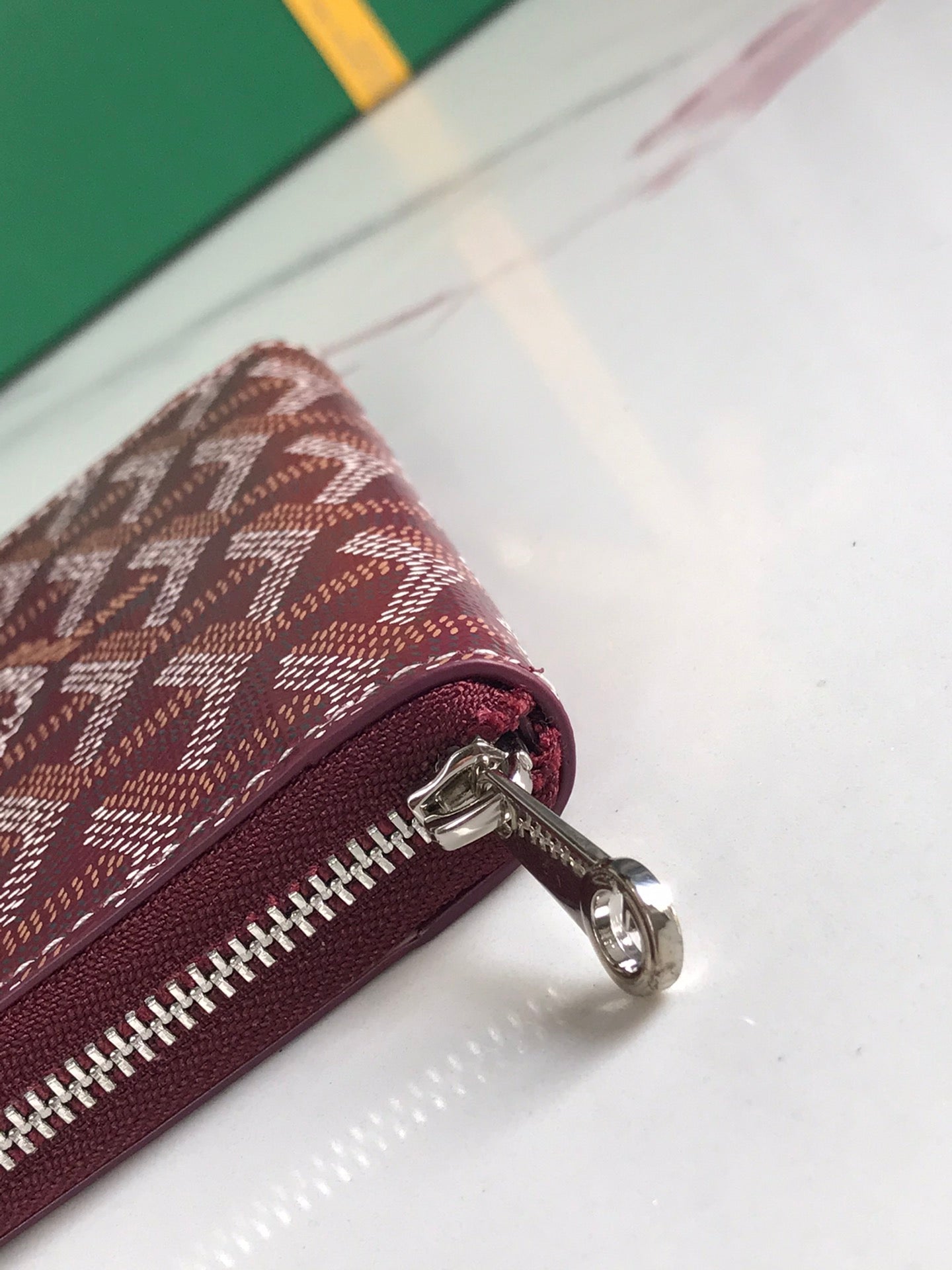 CARTERA MINI MATIGNON 11 DE LONA GOYARDINA ROJA VINO Y PIEL DE BECERRO