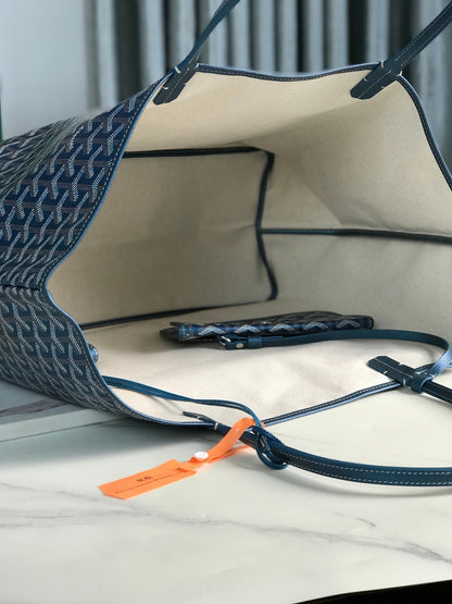 Bolso GM Saint Louis de 40 cm en lona azul marino con estampado de chevrolet y piel de becerro