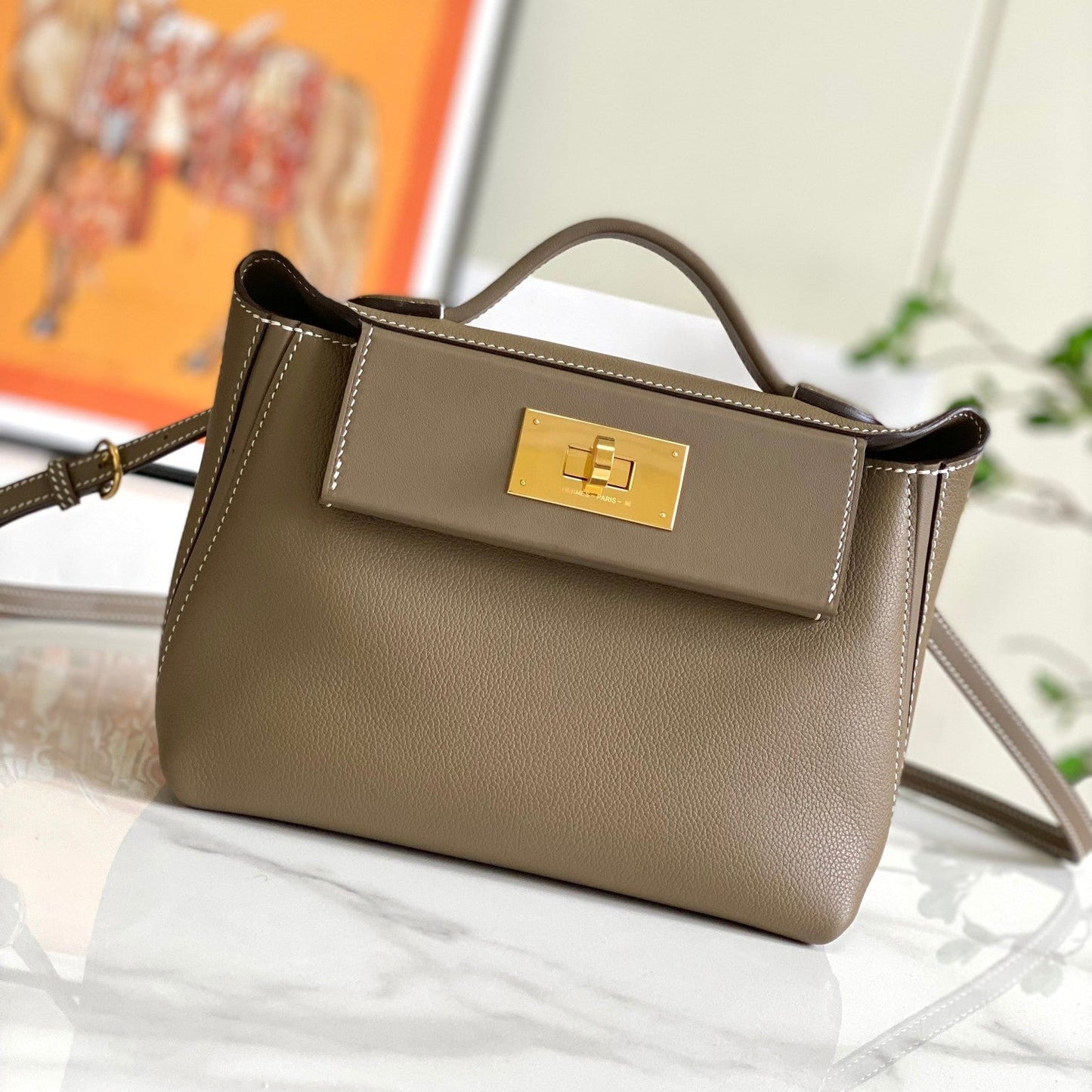 Bolso mini HM 24/24 de 21 cm, piel Etoupe Evercolor, herrajes dorados