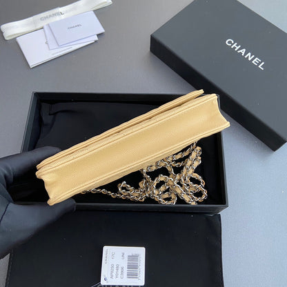 CC Woc 20cm Lime Grained Calfskin Silver Hardware