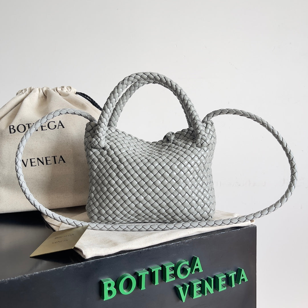 Bolso BV Tosca 20 en piel de becerro gris 209082 Mejor versión