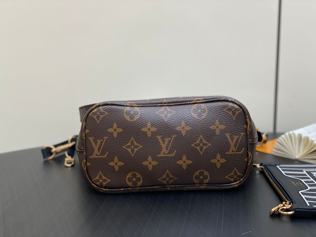 Neverfull 24 Bandouli¨¨re Inside Out BB Black Calfskin
