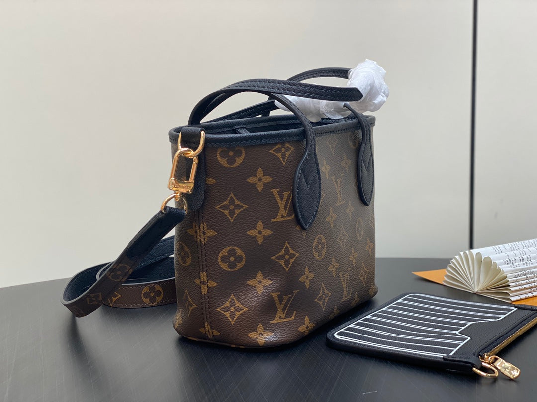 Neverfull 24 Bandouli¨¨re Inside Out BB Black Calfskin