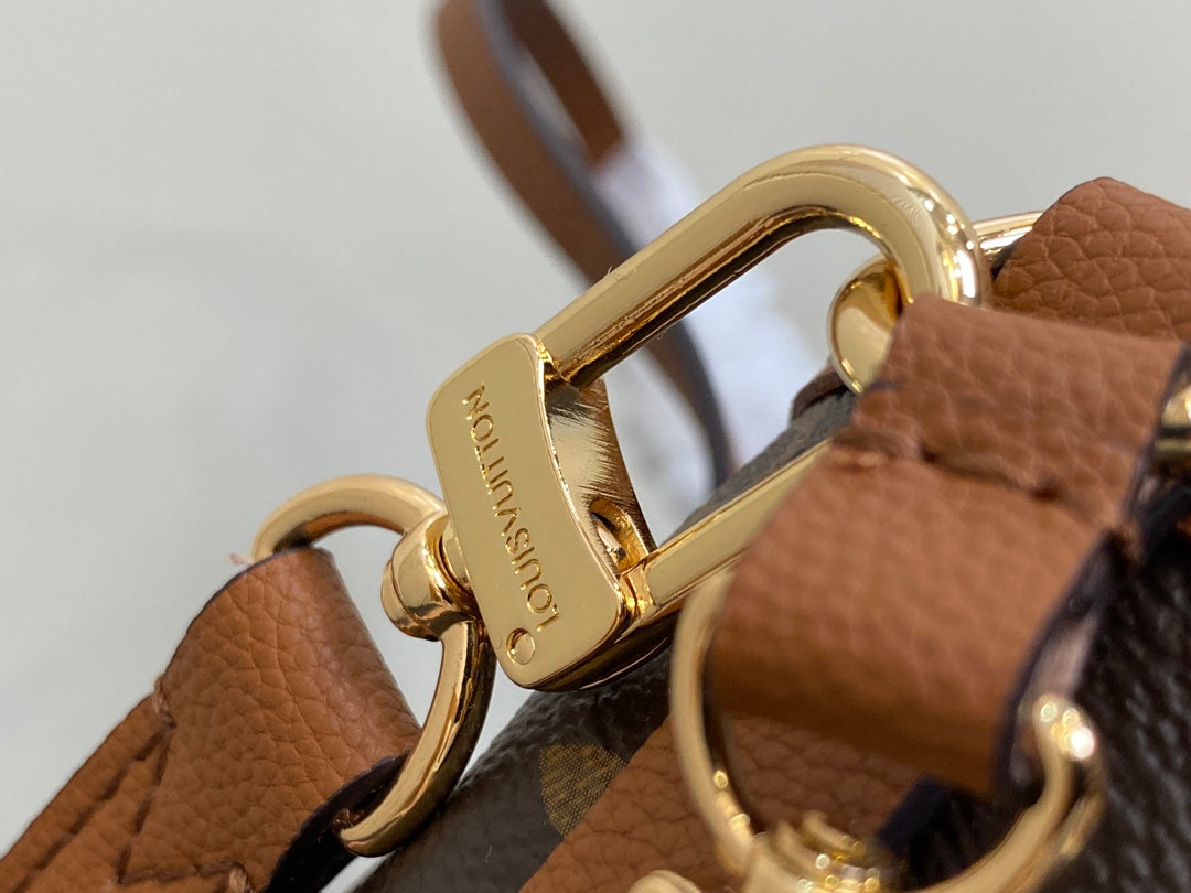Neverfull 24 Bandouli¨¨re Inside Out BB Brown Calfskin