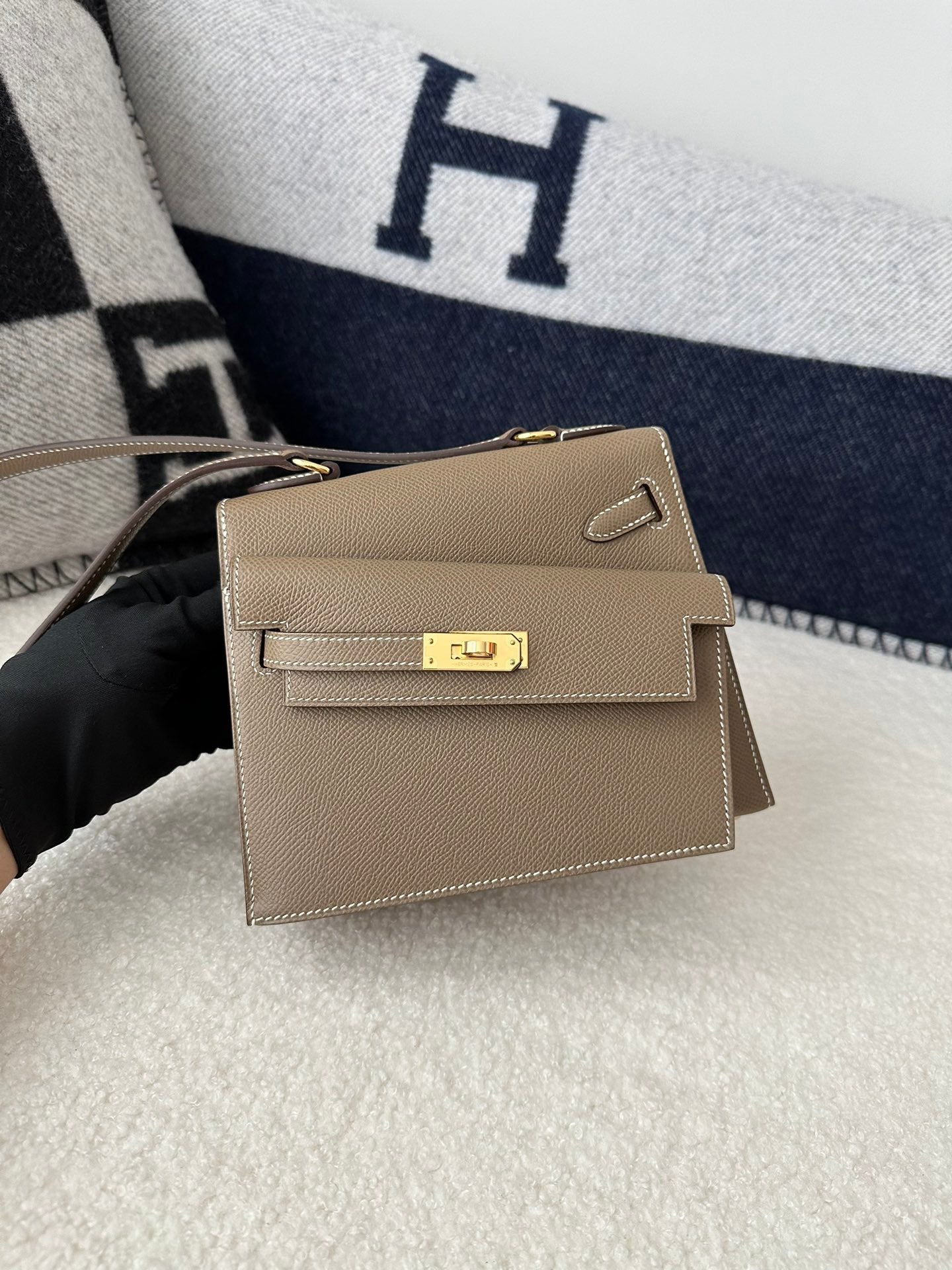 HM Kelly Desordre 20 cm Etoupe Grey Epsom Herrajes dorados