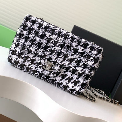 CC 25C Blanc Noir Paillettes Quincaillerie Argentée