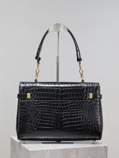 BOLSO DE MANHATTAN 32 EN PIEL DE BECERRO NEGRA CON RELIEVE DE COCODRILO Y HERRAJES DORADOS