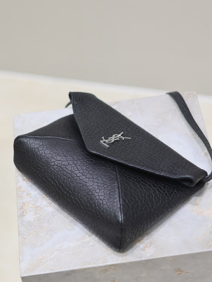 ENVELOPE CHAIN BAG 23 IN BLACK ELEPHANT TEXTURE LAMBSKIN SILVER LOGO
