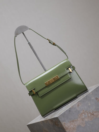 MANHATTAN SMALL 24 EN CUIR D'AGNEAU LISSE VERT OLIVE QUINCAILLERIE DORÉ
