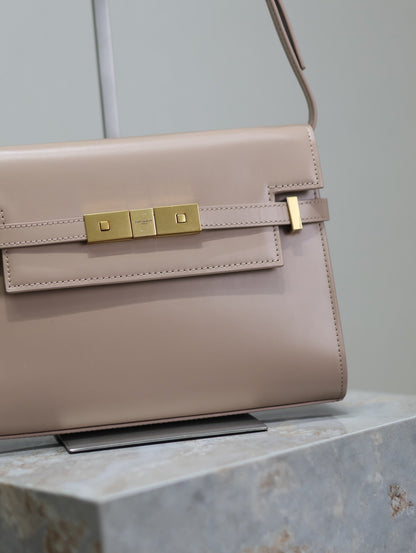 MANHATTAN PEQUEÑO DE 24 PULGADAS EN PIEL DE CORDERO LISA COLOR BEIGE OSCURO CON HERRAJES DORADOS