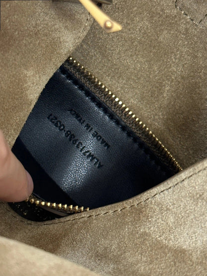 LE 5 À 7 SUPPLE SMALL 22 IN PEANUT BROWN SUEDE