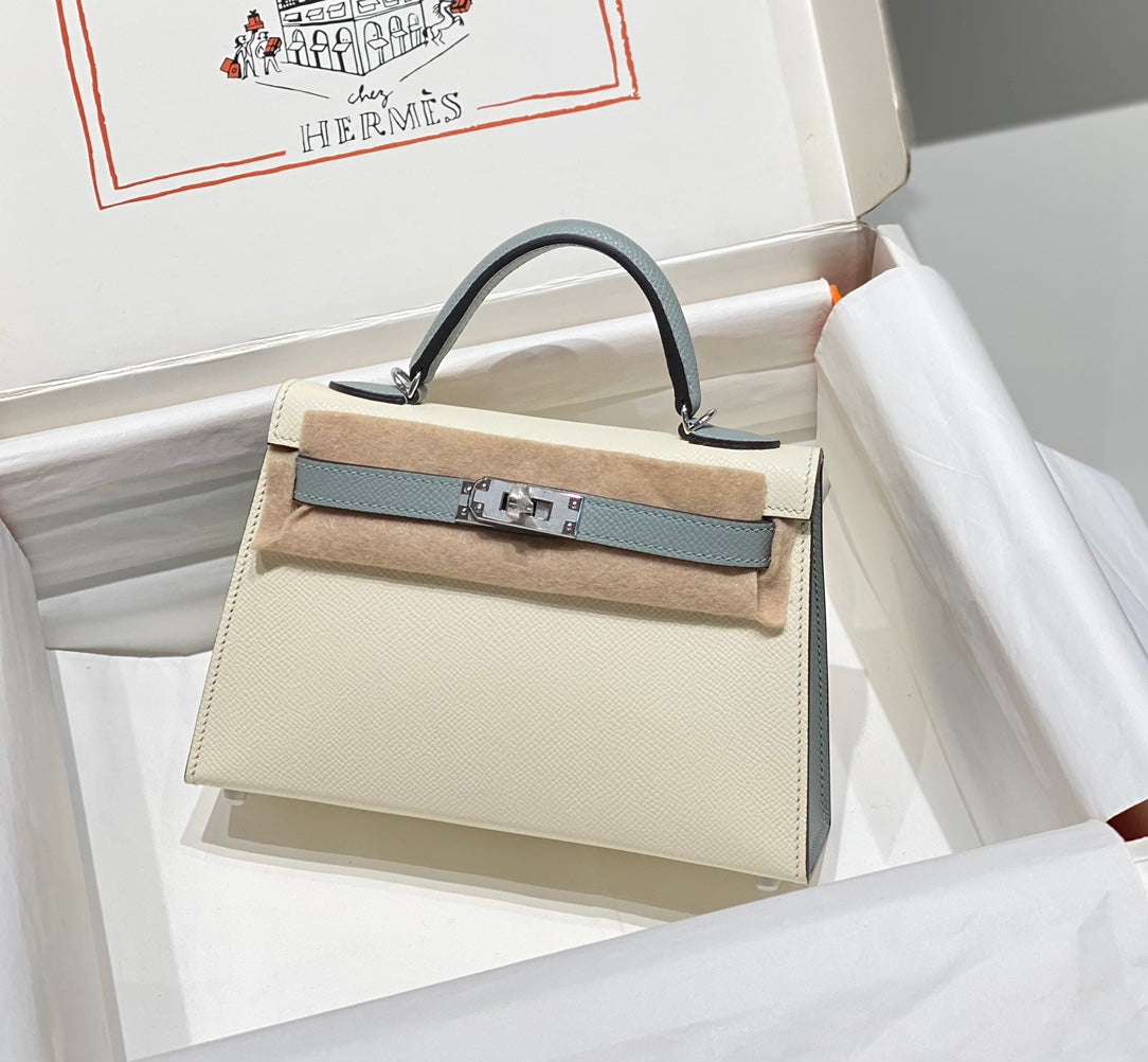 HM KELLY MINI 20 BLANCO GLACIER GRIS EPSOM HERRAJES PLATEADOS