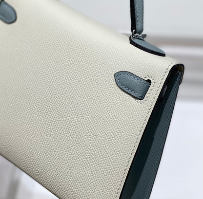 HM KELLY MINI 20 BLANCO GLACIER GRIS EPSOM HERRAJES PLATEADOS