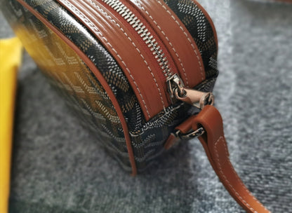 BOLSA CAP-VERT PM 23X8X14CM LONA NEGRA Y TAN