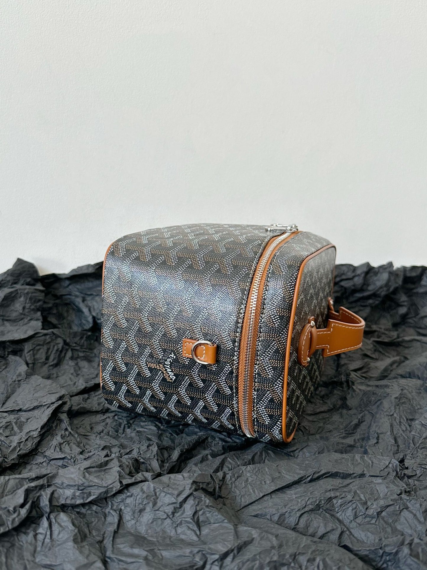 BOLSA DE MAQUILLAJE GOYA 20CM LONA NEGRA Y TAN