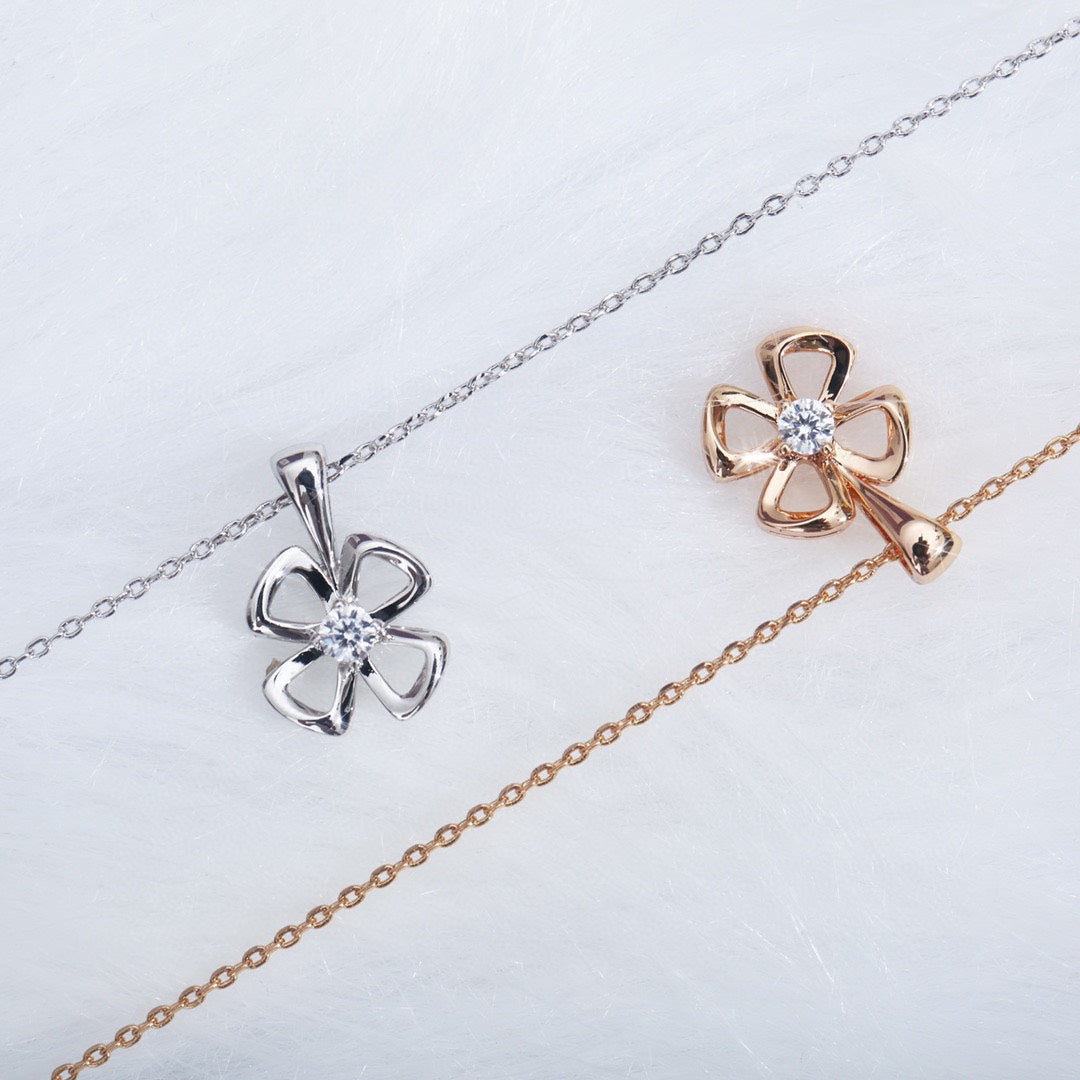 DIANA FIOREVER NECKLACE DIAMOND CENTER