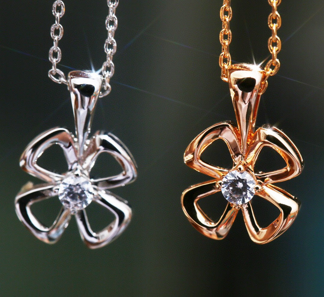 DIANA FIOREVER NECKLACE DIAMOND CENTER